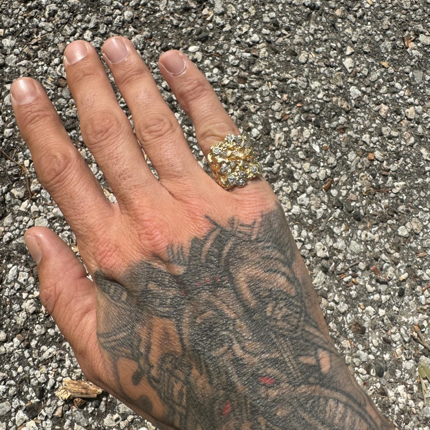 1970’s Solid 14k Yellow Gold .80ctw Natural Diamond Encrusted Brutalist Nugget Ring (6.25)