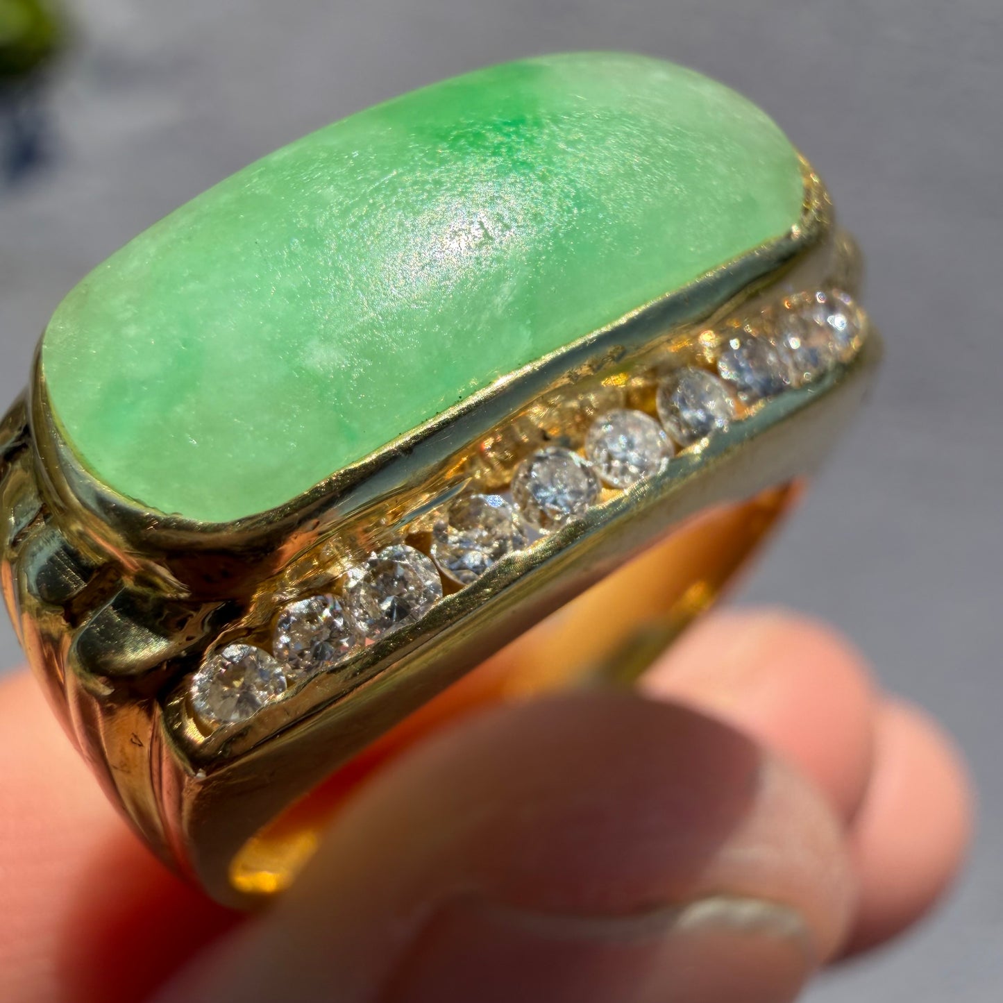 Vintage Solid 18k Yellow Gold Jade And Diamond Ring (7)