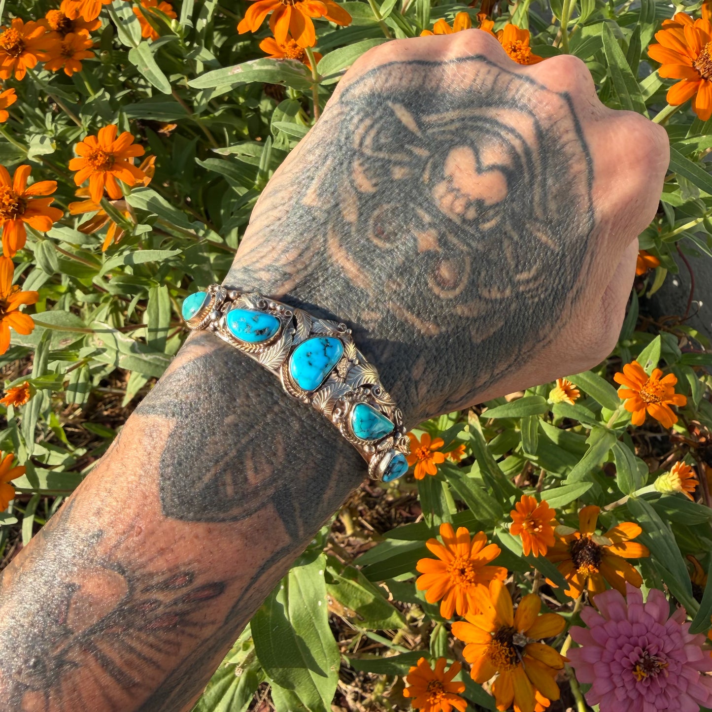 Vintage Solid 14k Yellow Gold Navajo Artist Signed Justin Morris Kingman Turquoise Cuff (6”-7”)