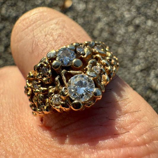 Vintage Solid 14k Yellow Gold .90CTW Natural Diamond Brutalist Nugget Cluster Ring (7.5)