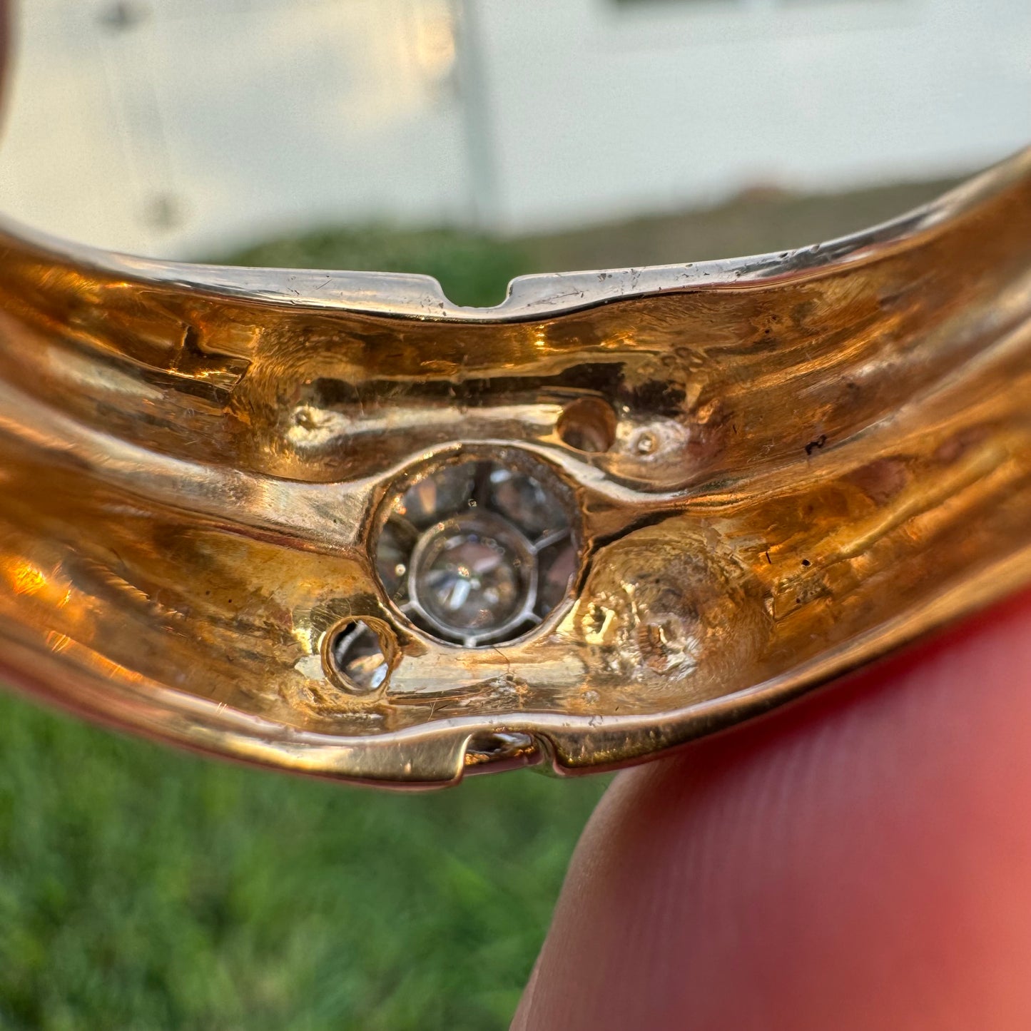 Vintage Solid 18K Yellow Gold 1.75CTW Old Euro Cut Diamond Kentucky Cluster Gents Ring (8.5)