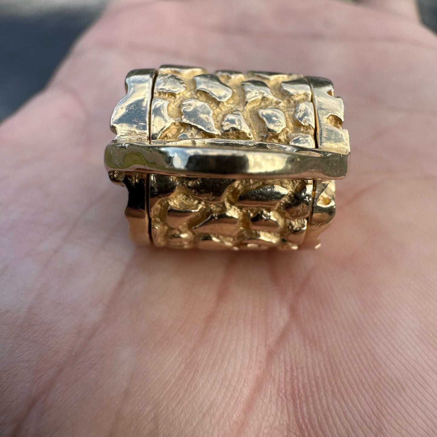 Vintage Solid 14k Yellow Gold Nugget Jewelers Loupe