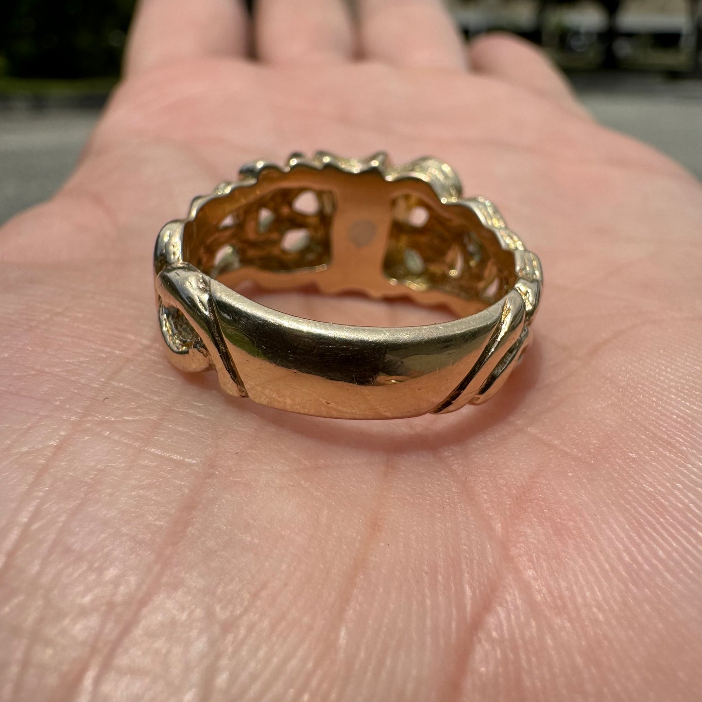 Mid-Century Solid 14k Yellow Gold .25ct Natural VS Diamond Interwoven Ring (10)