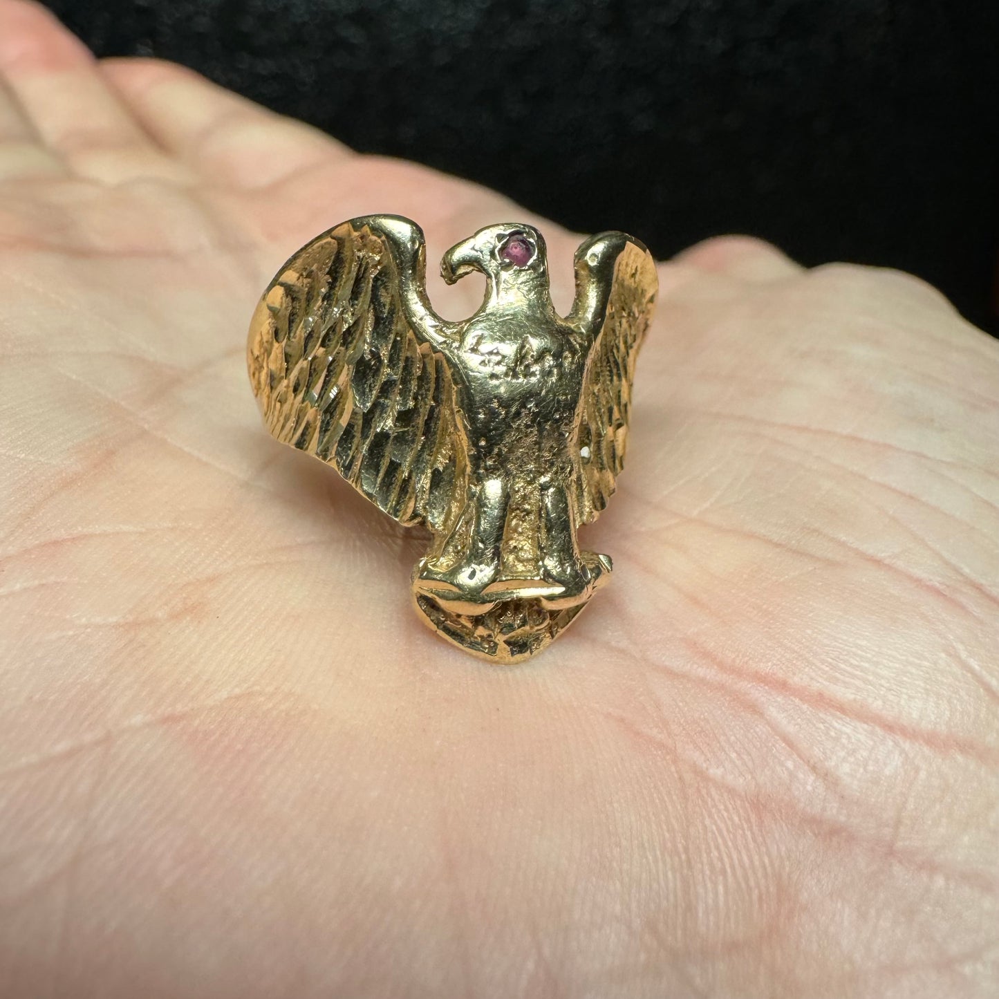 1970’s Solid 14k Yellow Gold Ruby Encrusted Old Americana Eagle Ring (11)