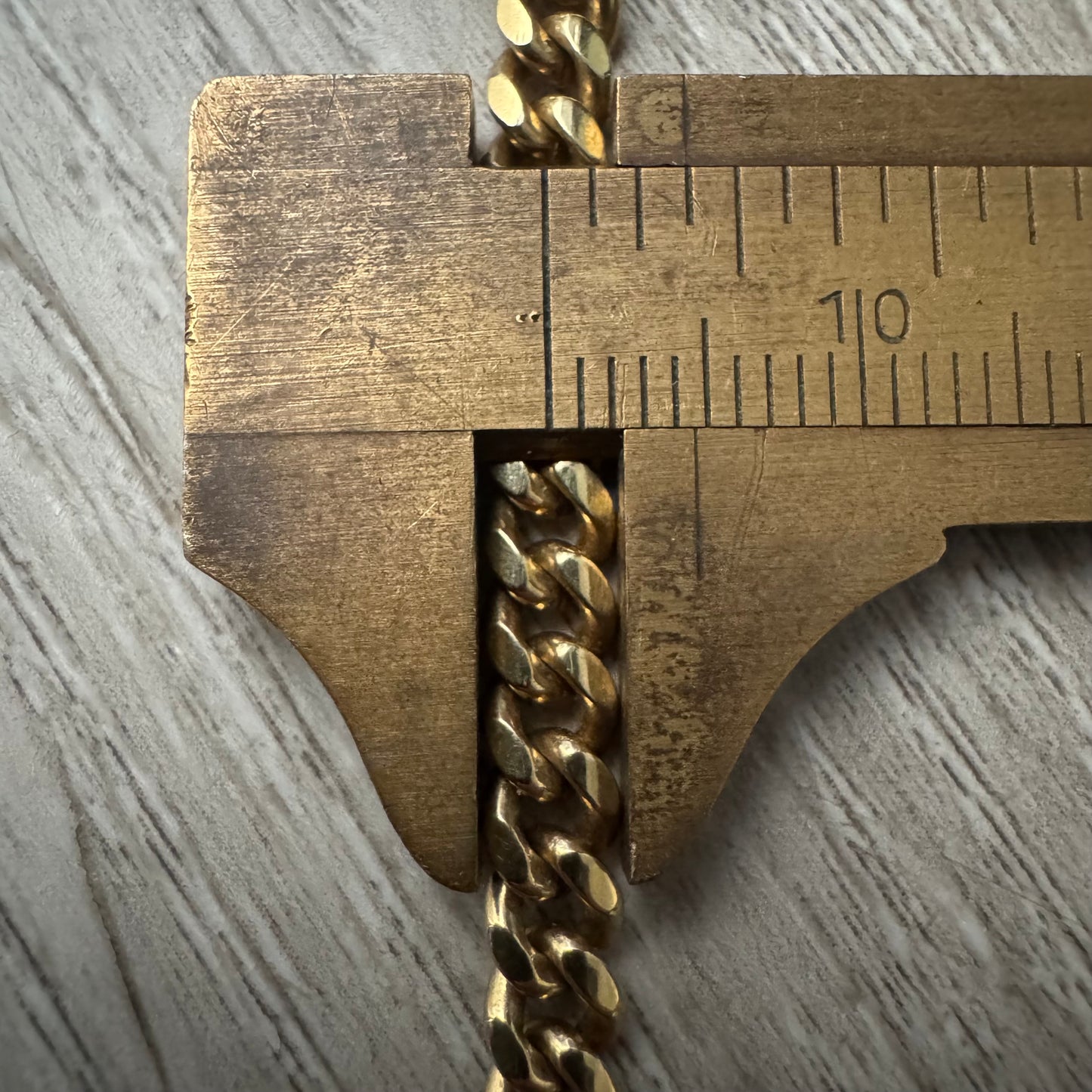 Vintage Solid 14k Yellow Gold Miami Cuban Link Necklace (23”)