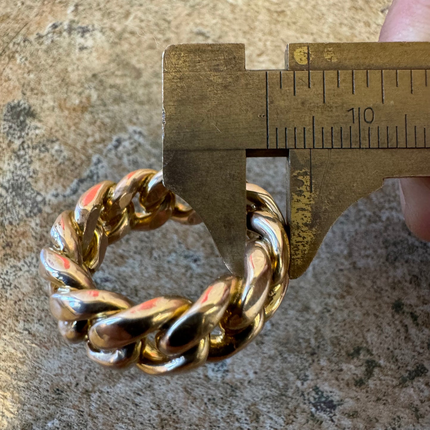 Immaculate Custom Solid 10k Yellow Gold Heavyweight Chunky Miami Cuban Link Ring (8.25)