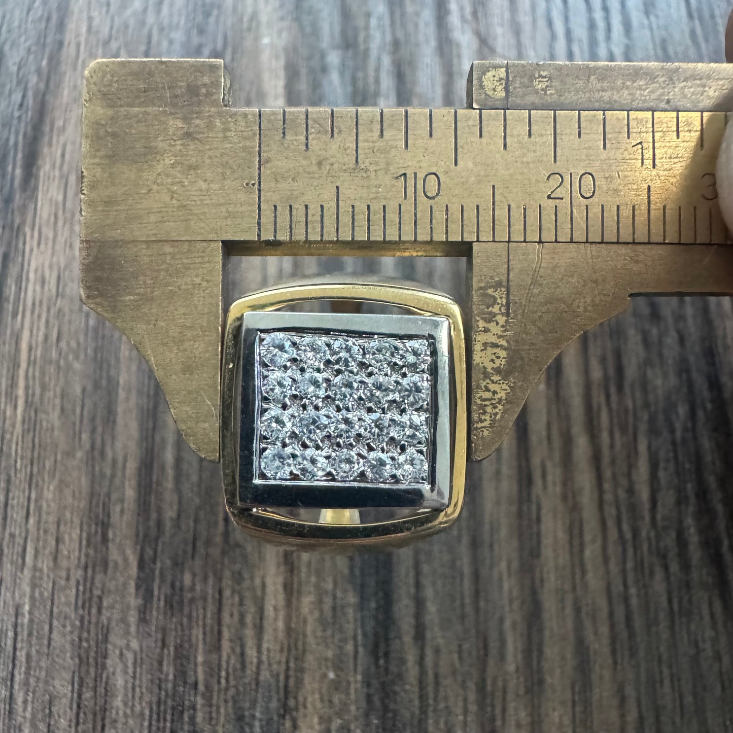 Vintage Solid 18k Gold 1.0ctw Natural VS Diamond Signet Ring (9.75)
