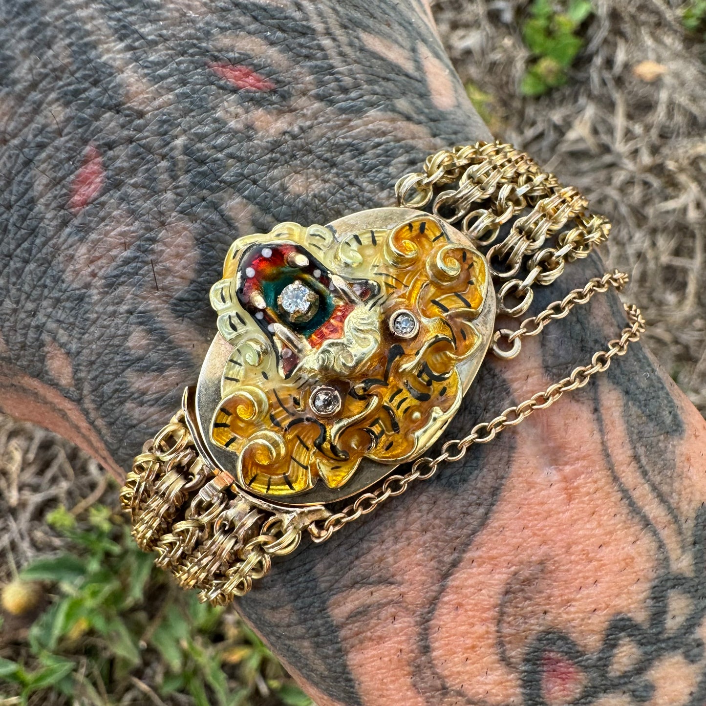 Art Nouveau Solid 14k Yellow Gold Natural Old Mine Cut Diamond Enameled Tiger Bracelet (6.25”)