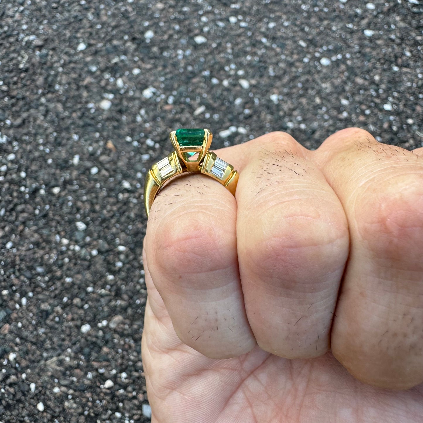 Vintage 4.0ct Emerald 18k Yellow Gold Natural .50ctw Baguette Diamond Ring (7.25)