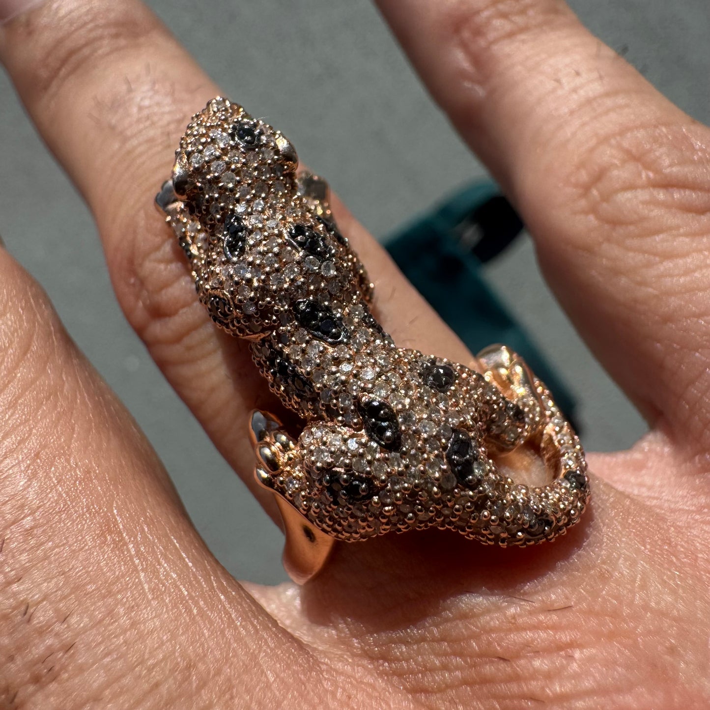 Effy Solid 14k Rose Gold 1.52ctw Natural Diamond And Emerald Stalking Panther Ring (7.25)