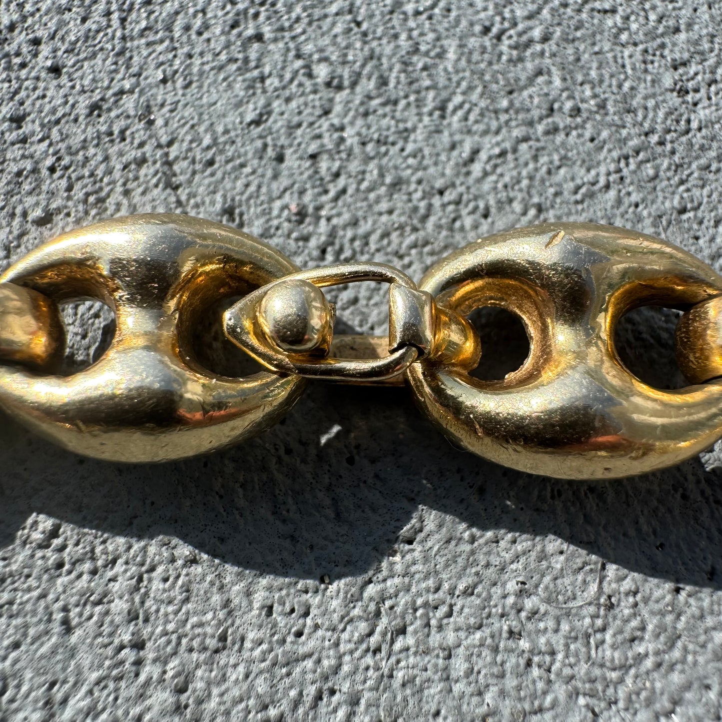 Vintage Fully Solid 14k Yellow Gold Super Heavyweight Puffed Mariner Link Bracelet (8.25”)