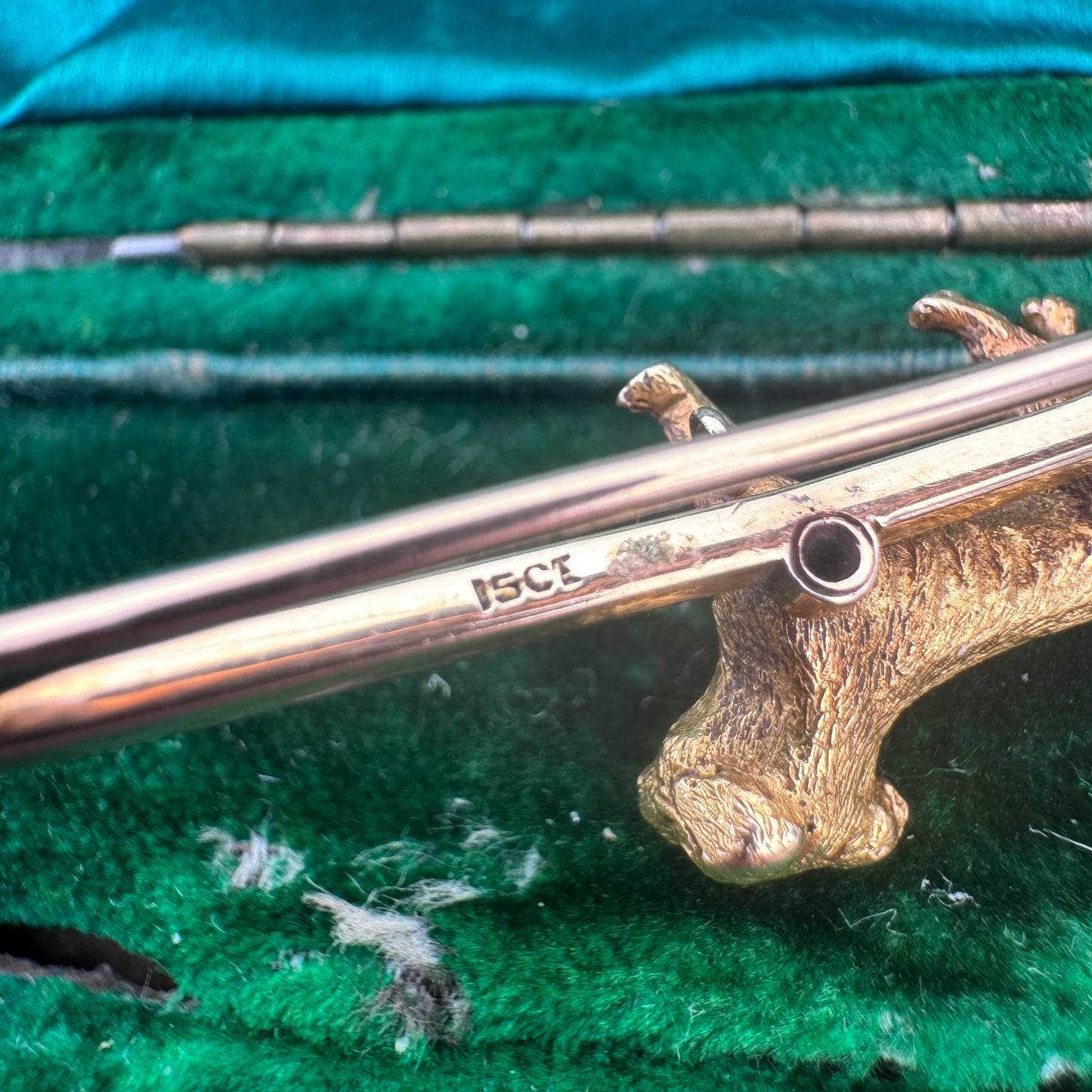 Victorian 15ct Solid Yellow Gold English Bulldog Brooch