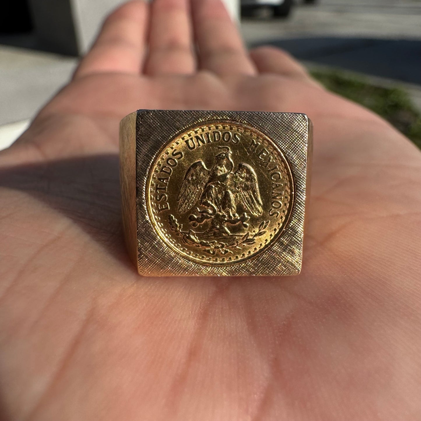 Mid-Century 14k Yellow Gold 21.6k Mexican Dos Pesos Coin Ring (9)