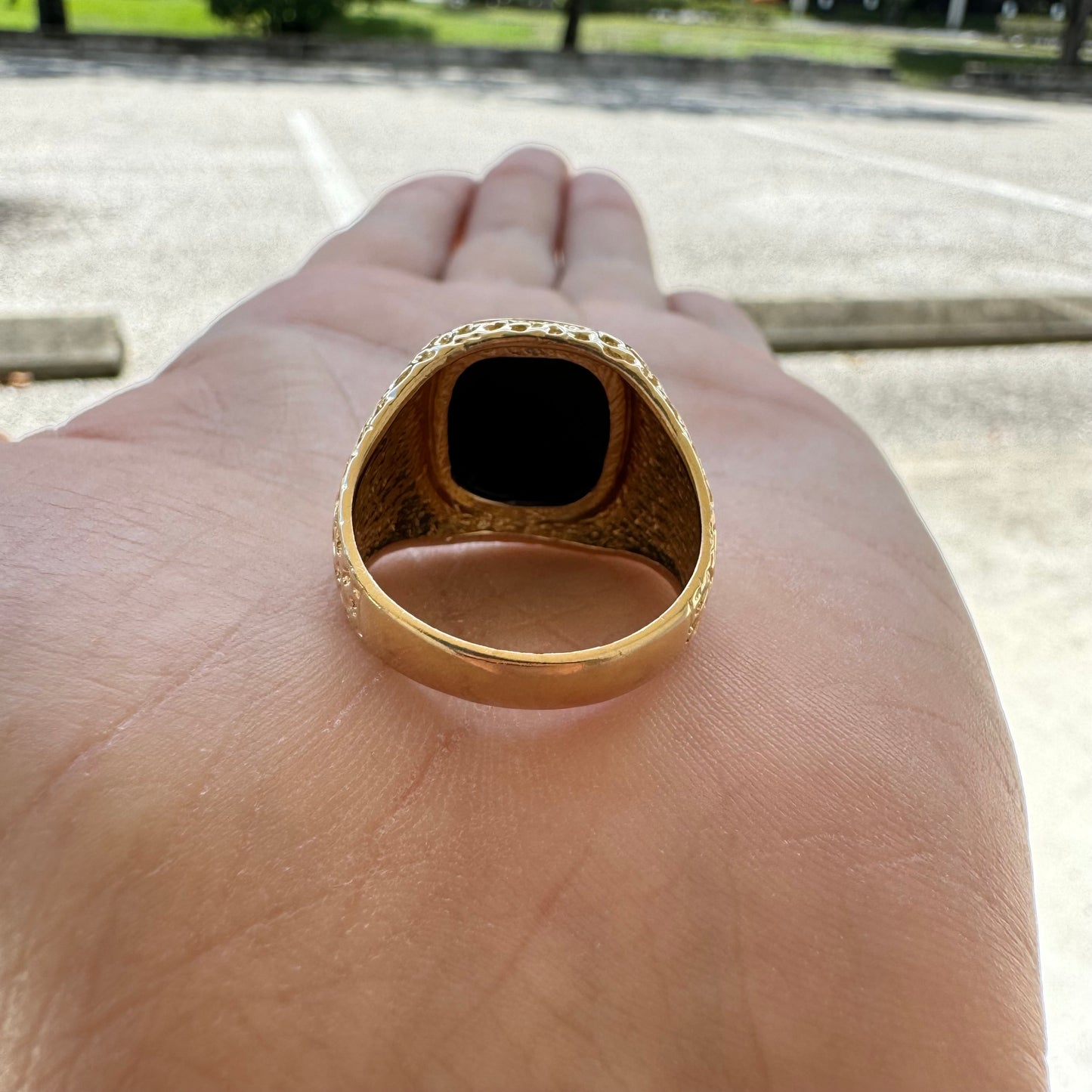1980’s 14k Yellow Gold Black Onyx Nugget Signet Ring (10.5)