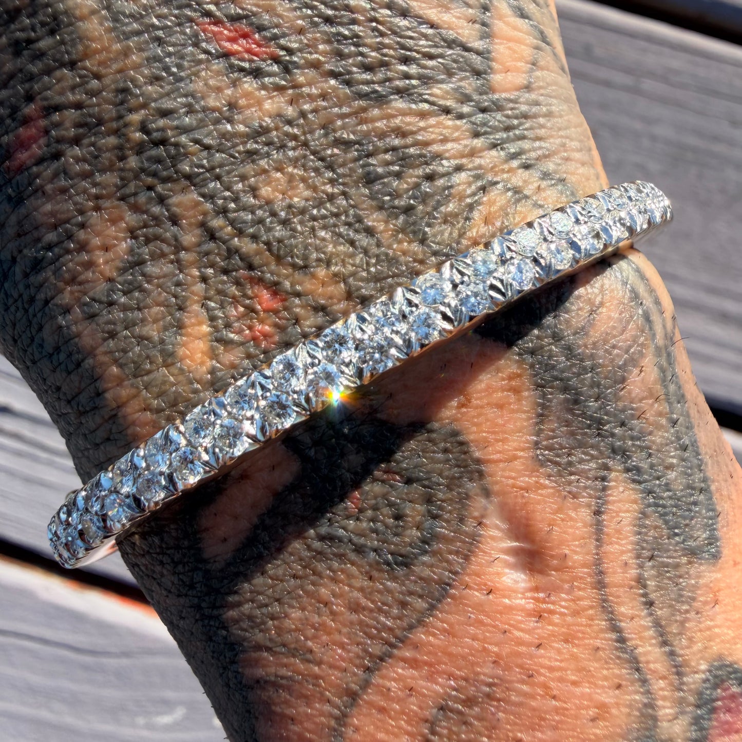 Vintage Solid 14k Yellow Gold 2.0ctw Natural VS Diamond Heavyweight Bangle Bracelet (5.75”-6.5”)
