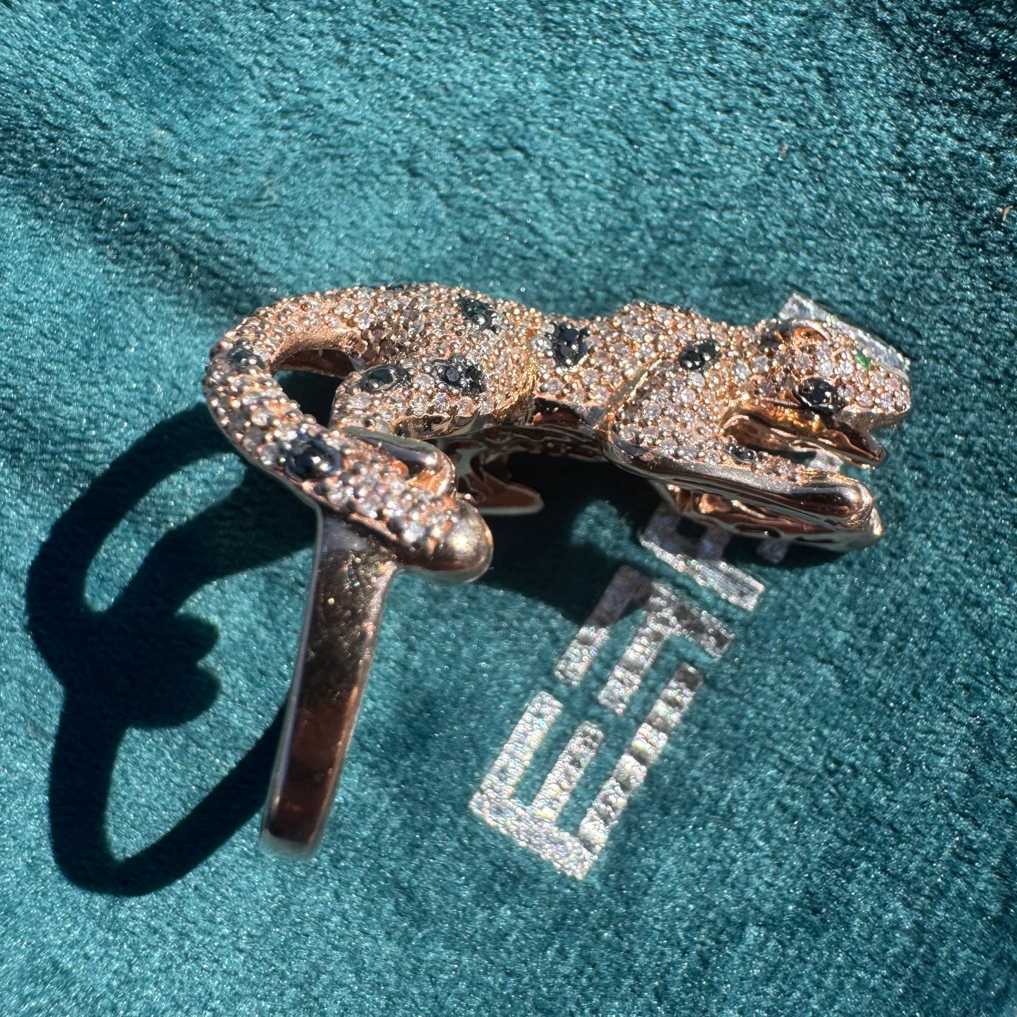 Effy Solid 14k Rose Gold 1.52ctw Natural Diamond And Emerald Stalking Panther Ring (7.25)