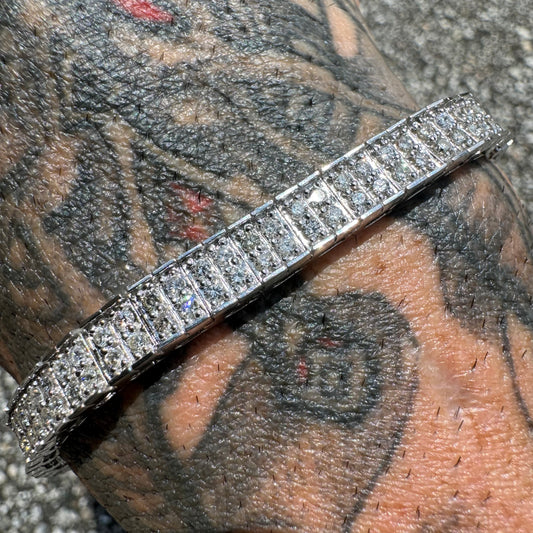 New Old Stock 18k White Gold  3.7ctw Natural VS Diamond Tennis Bracelet (7.35”)