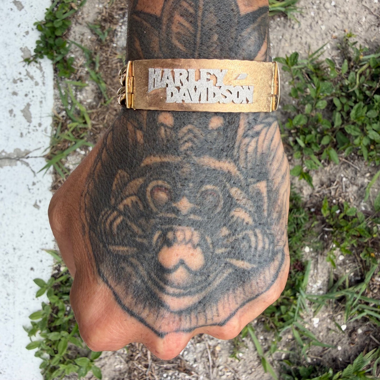 Vintage Solid 18k Yellow Gold Custom Made Heavyweight Harley-Davidson Curb Link ID Bracelet (7.25”)