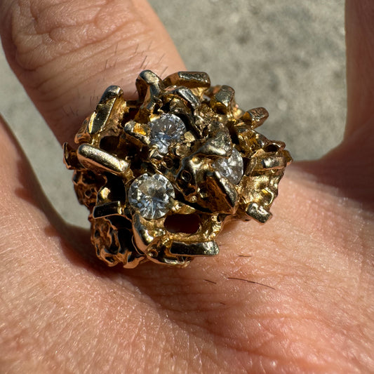 1970’s Solid 14k Yellow Gold .95ctw Natural Diamond Cluster Brutalist Nugget Ring (8.85)