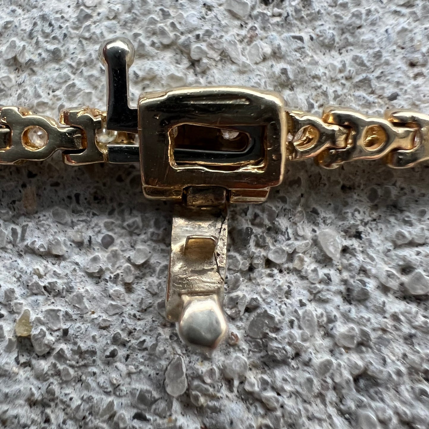 Vintage 14k Yellow Gold 1.15CTW Natural Diamond Tennis Bracelet (6.75”)
