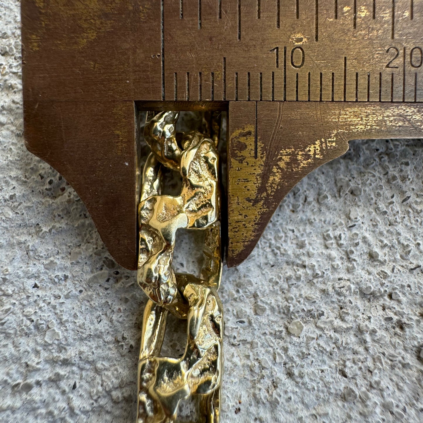 Vintage Solid 14k Yellow Gold Heavyweight Nugget Mariner Link Bracelet (9”)