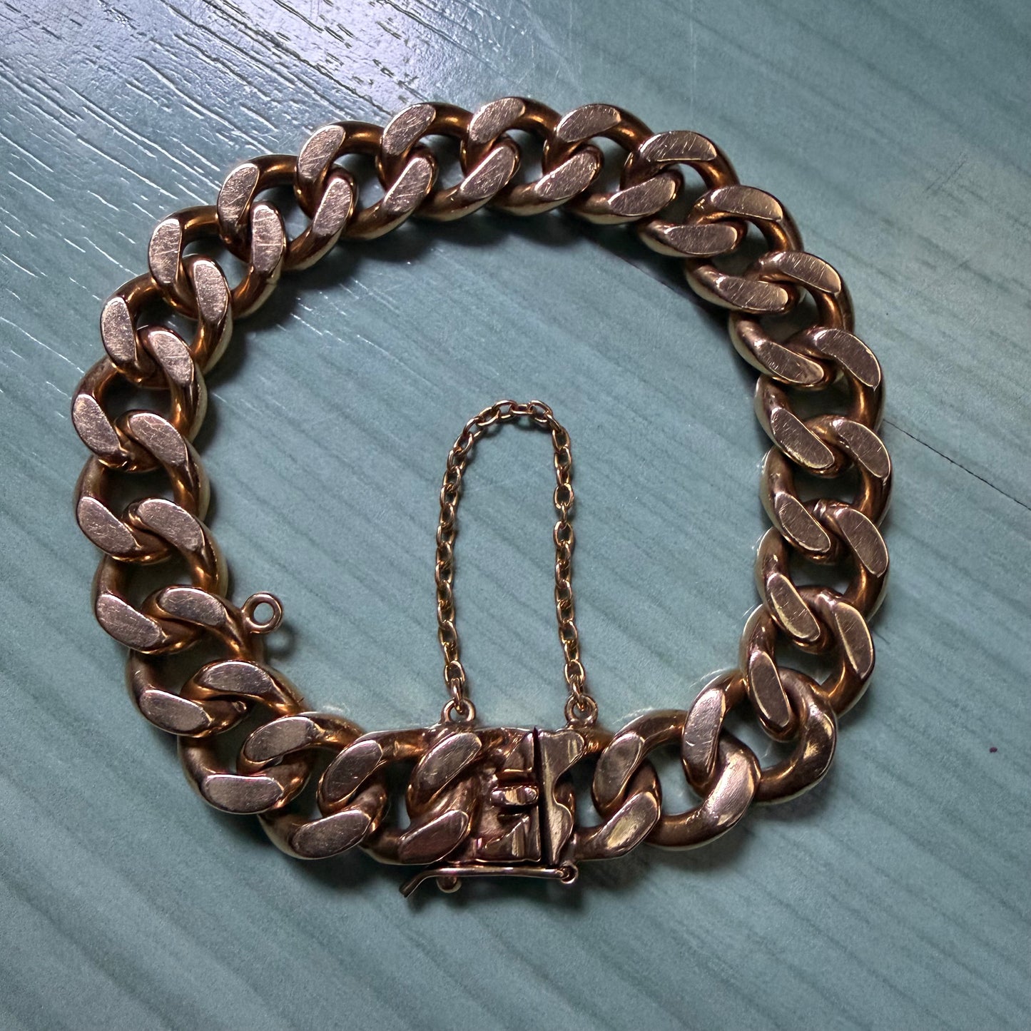 1960’s Solid 18k Gold Spanish Hallmarked Modernist Era Heavyweight Handcrafted Cuban Link Bracelet (7.5”)