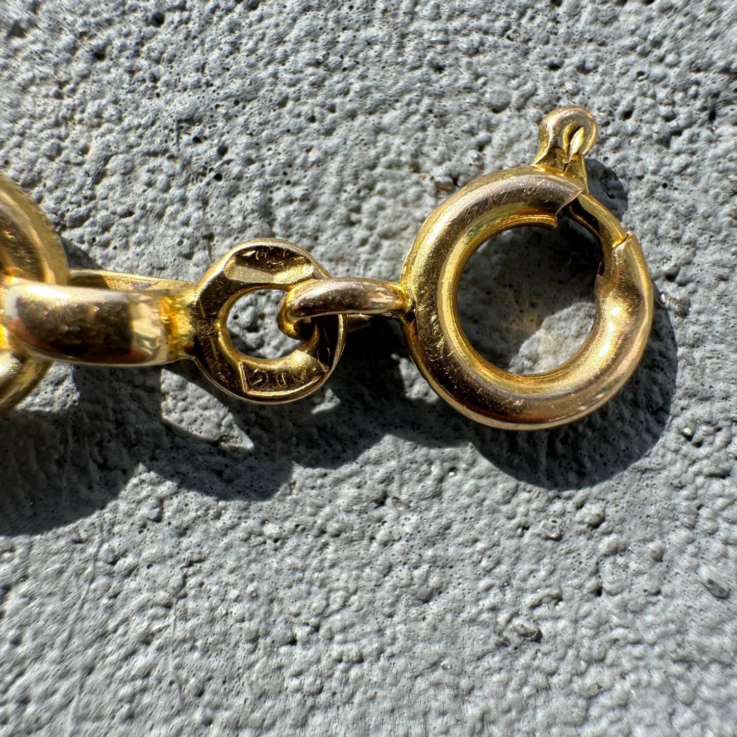 Vintage 18k Yellow Gold Chunky Puffed Mariner Link Bracelet (7”)