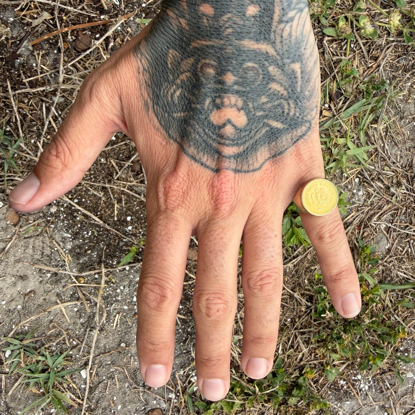 Mid-Century Solid 14k Yellow Gold Mexican $2.5 Peso Gold Coin Ring (6)