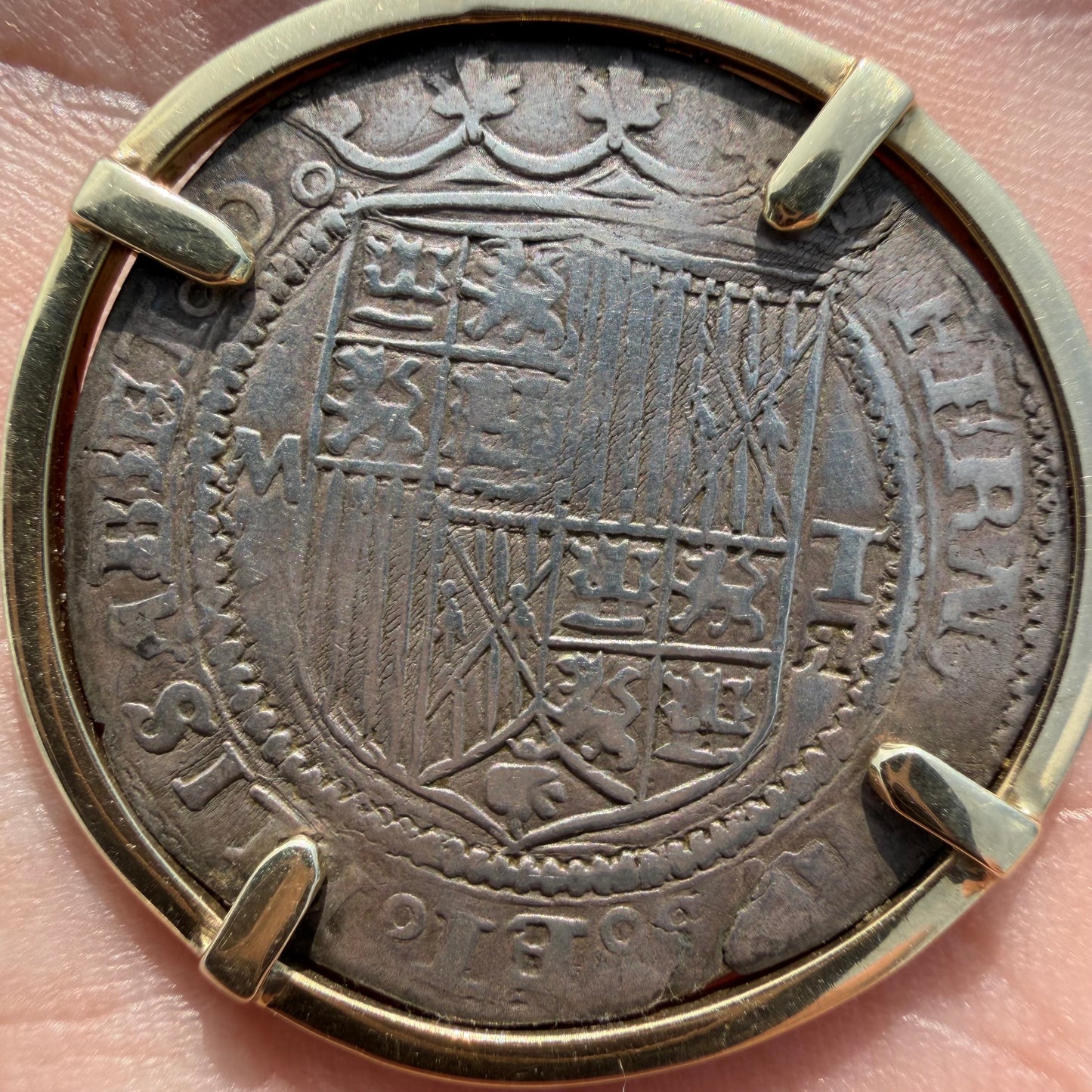 RARE 1474-1504 Silver Catholic Kings Seville 2 Reale Coin 14k Yellow Gold Pendant Retrograde R Counterstrike