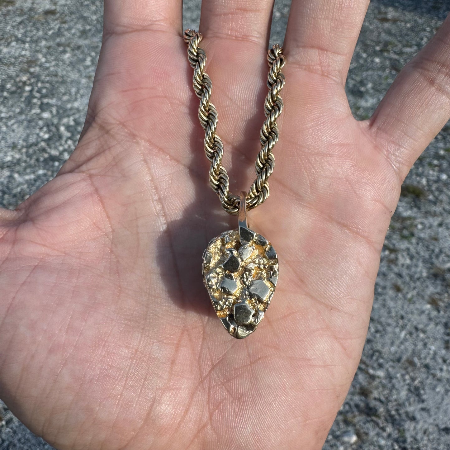 Vintage Solid 14k Yellow Gold Nugget Jewelers Loupe