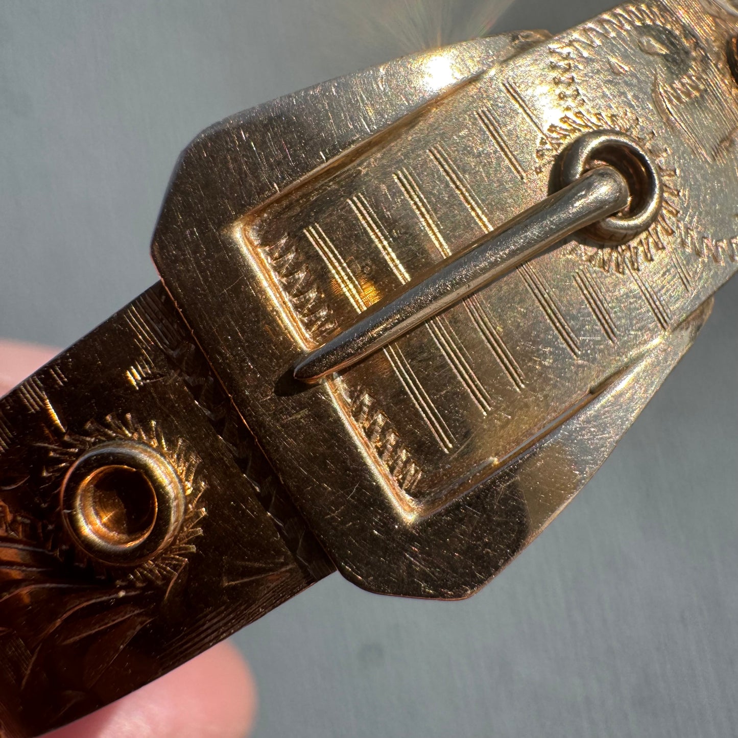 1921 Kaden Bros. 14k Yellow Gold Belt Buckle Bangle Bracelet (7.5”)