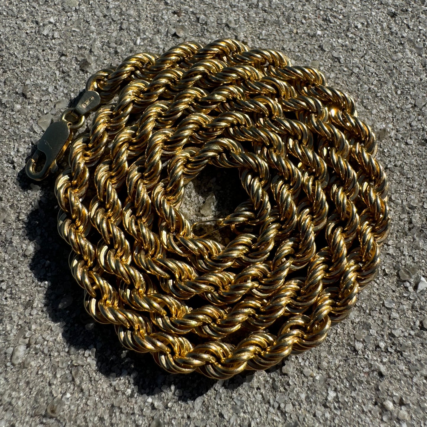 Vintage Italian 18k Yellow Gold Classic Braided Rope Chain Necklace (20”)