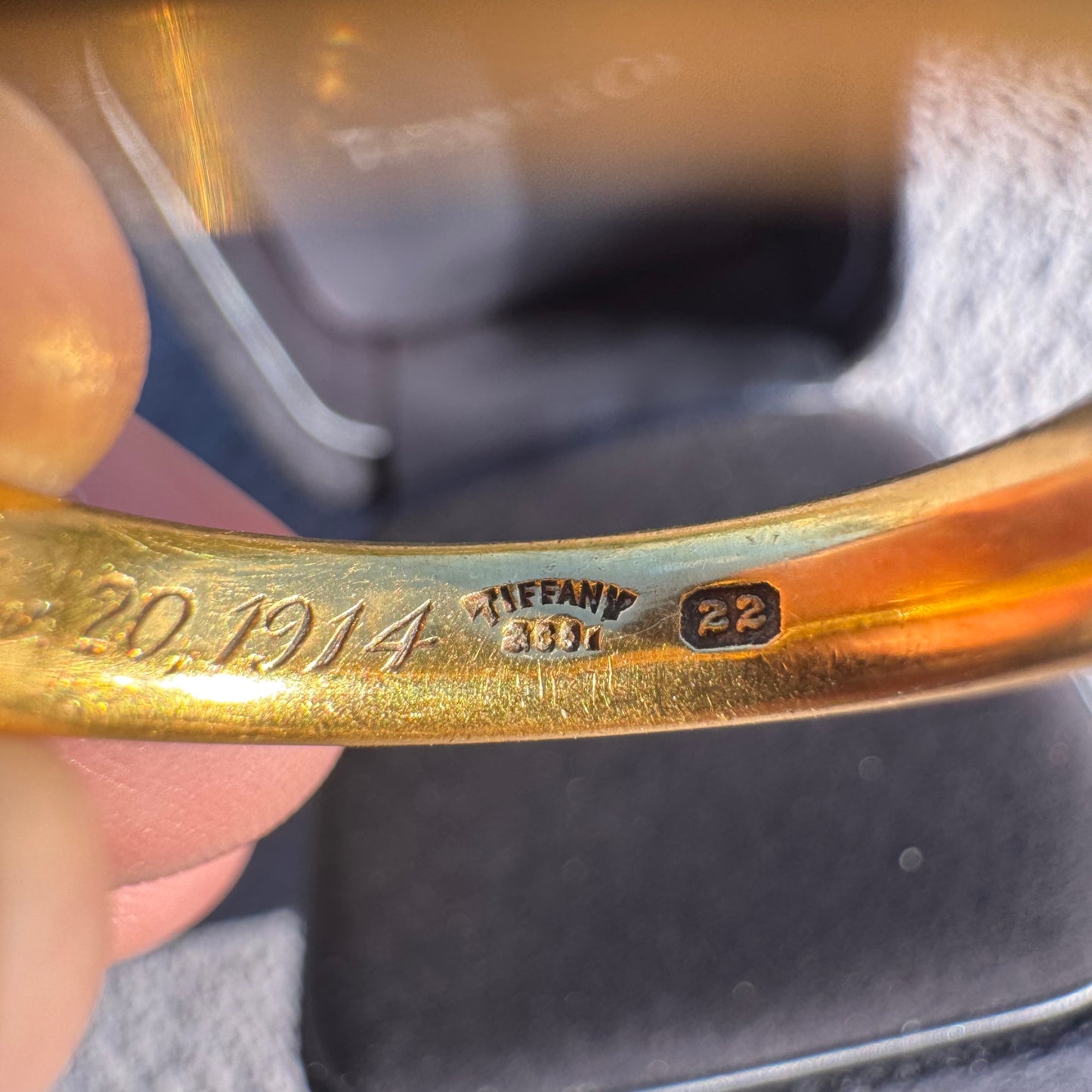 Antique Tiffany & Co. Solid 22k Yellow Gold Donut Band Ring (10)