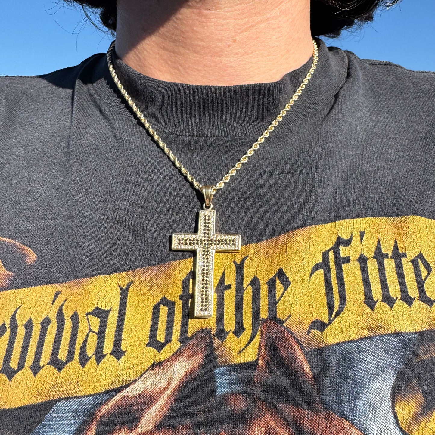 Vintage Custom Made Solid 18k Yellow Gold 2.0ctw Natural Diamond Encrusted Cross Pendant
