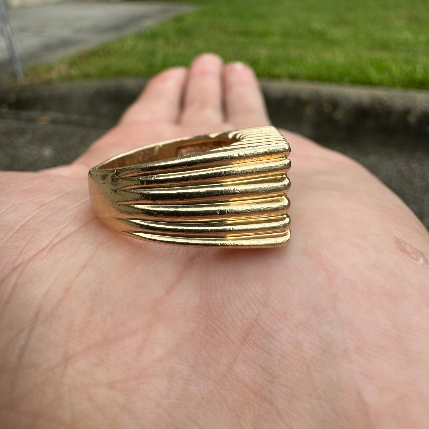 1960’s/70’s Solid 14k Yellow Gold .32CTW Natural VS Diamond Cluster Rectangular Tartelette Ring (9)