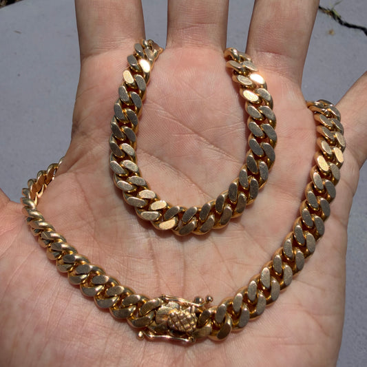 Vintage Solid 18k Yellow Gold Handcrafted Heavyweight Cuban Curb Link Necklace (15.5”)
