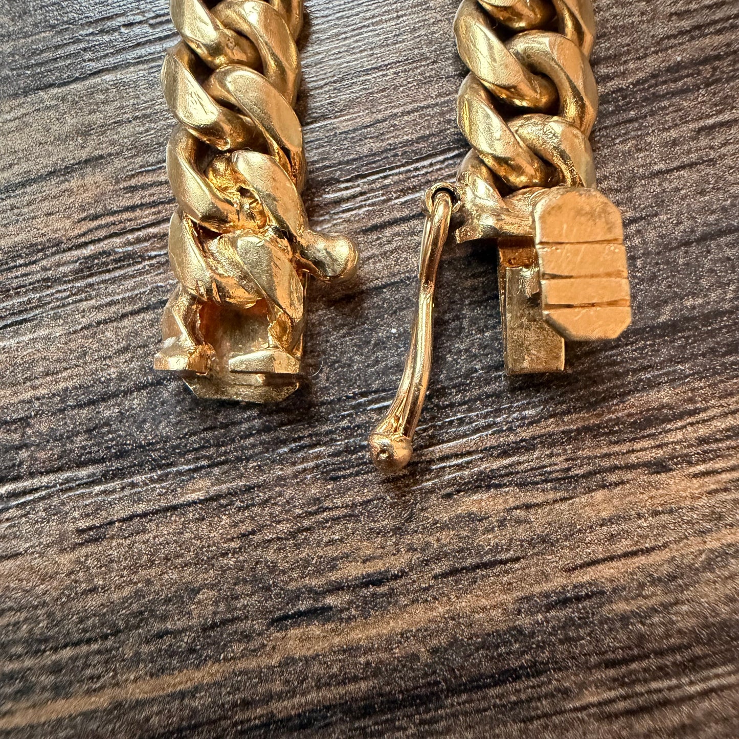 Mid-Century Solid 18k Yellow Gold Handmade Miami Cuban Link Bracelet (7.25”)