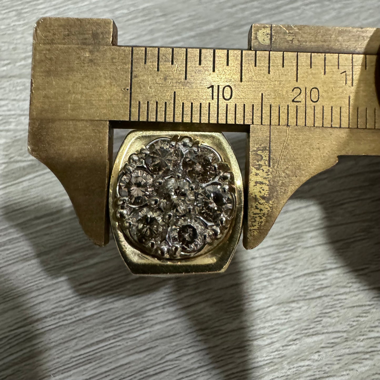 1970’s 14k Yellow Gold 1.75ctw Natural Diamond Kentucky Cluster Signet Ring (7)