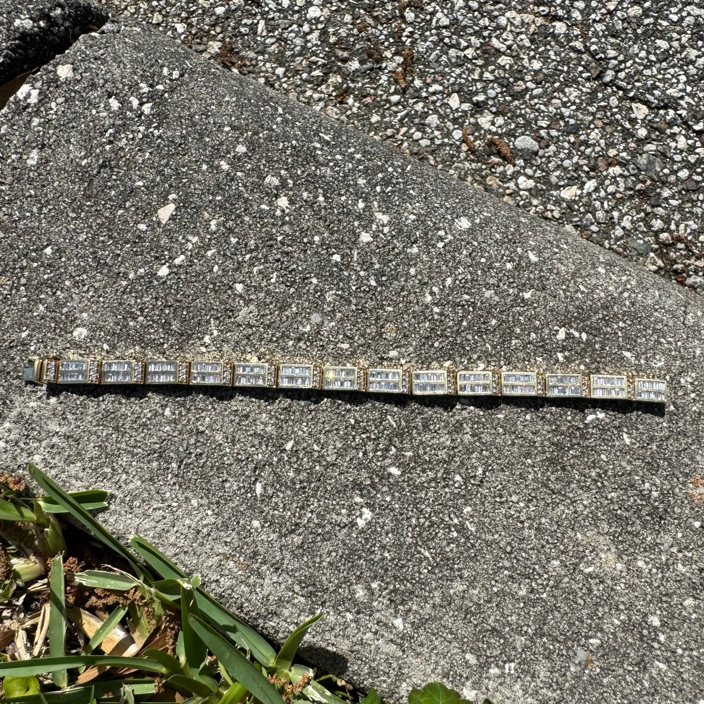 Vintage 14k Yellow Gold 10.5CTW Natural Diamond Bracelet (7.25”)