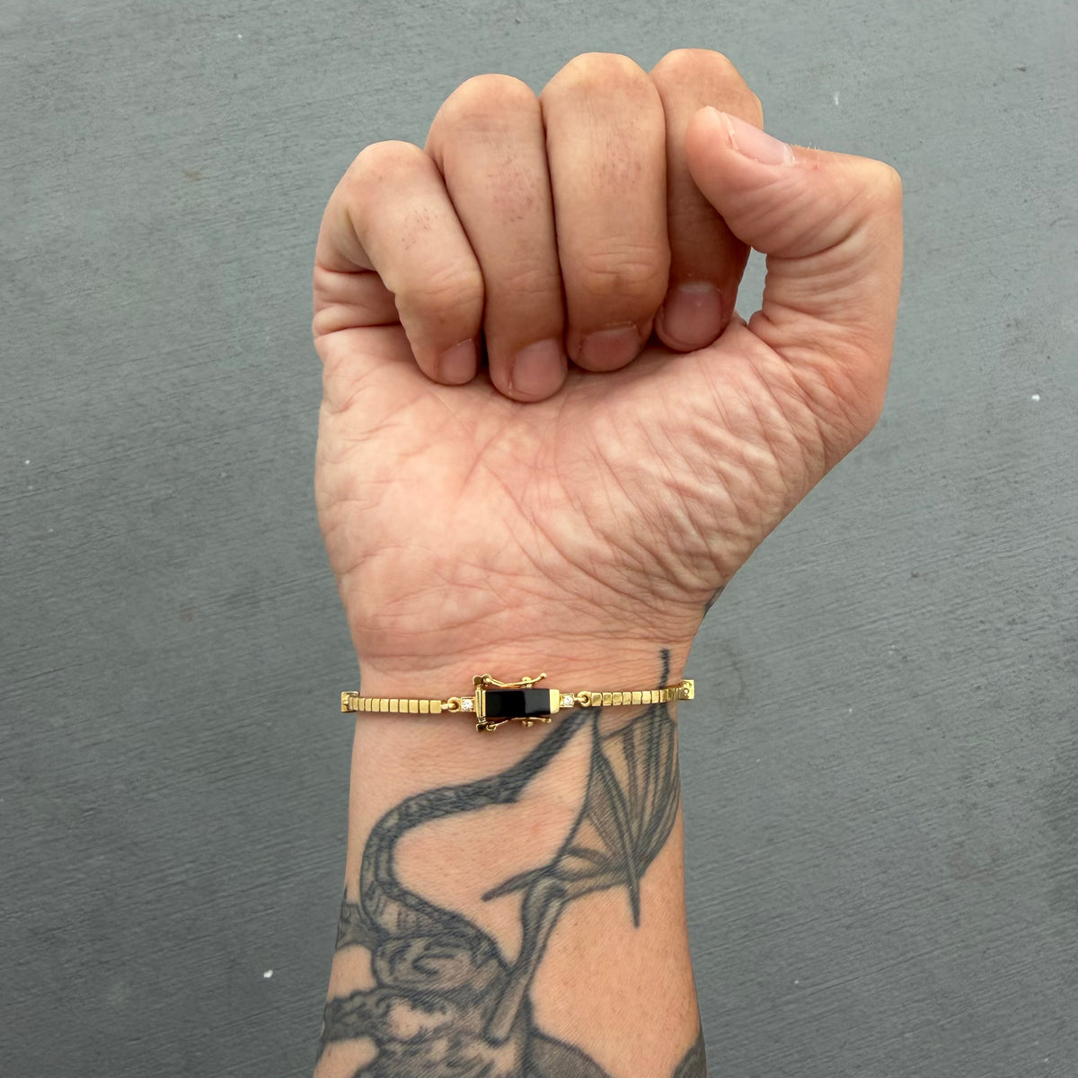 Bernard K. Passman Solid 18k Yellow Gold .46ctw Natural VS Diamond Black Coral Inlaid Omega Bracelet (7.15”)