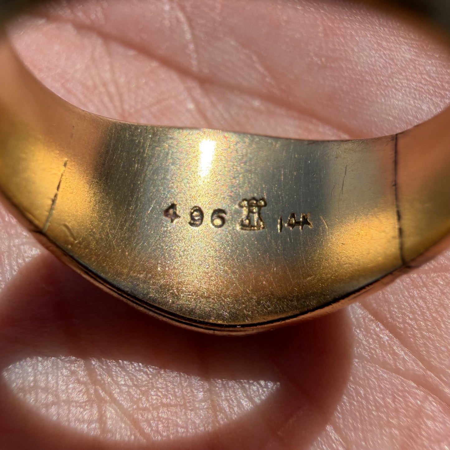 Antique Solid 14k Yellow Gold Natural Ruby Brutalist Gypsy Ring (7.75)