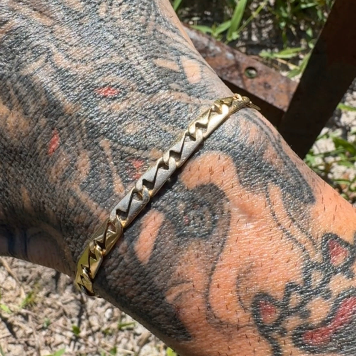 Razorblade bracelet