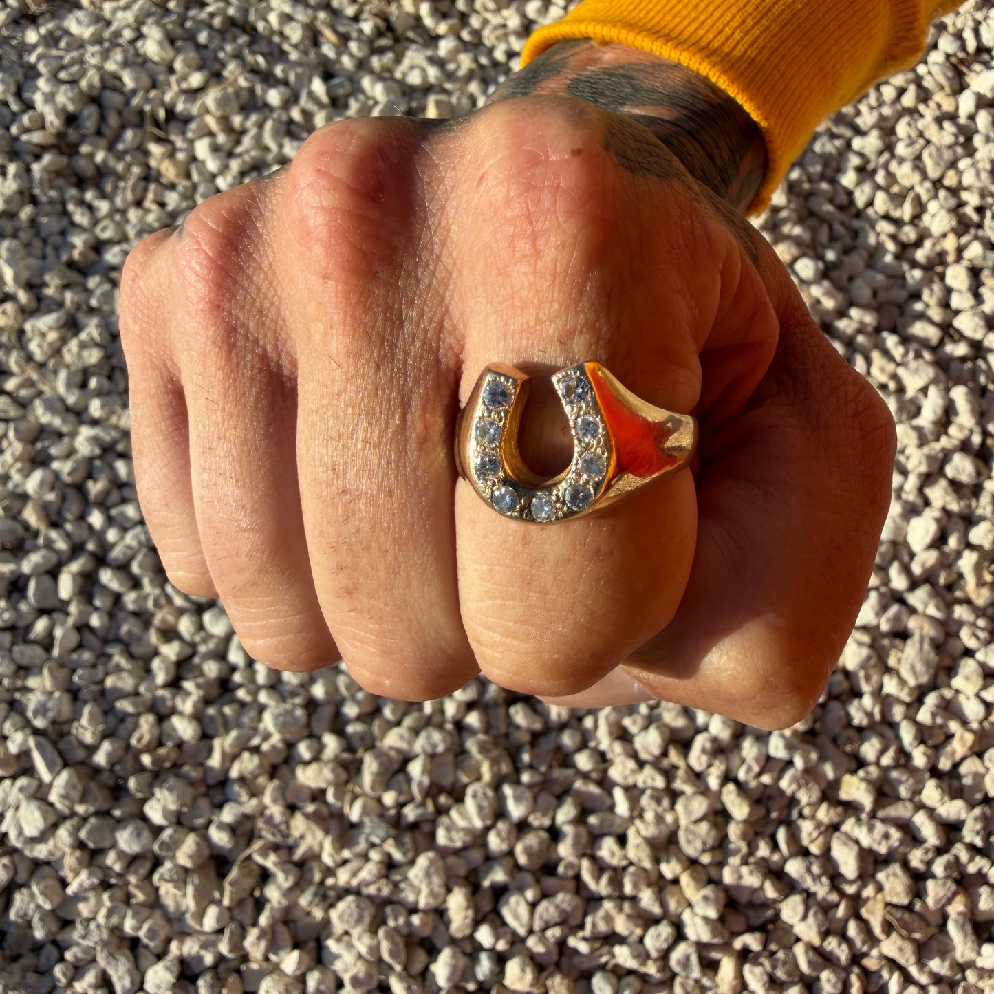 1970’s Solid 14k Yellow Gold 1.0ctw Natural Diamond Encrusted Horseshoe Ring (14)