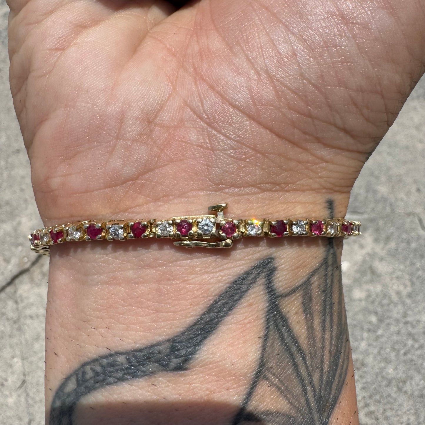 Vintage 14k Yellow Gold 2.5ctw Natural Diamond And Ruby Classic Tennis Bracelet (7.75”)