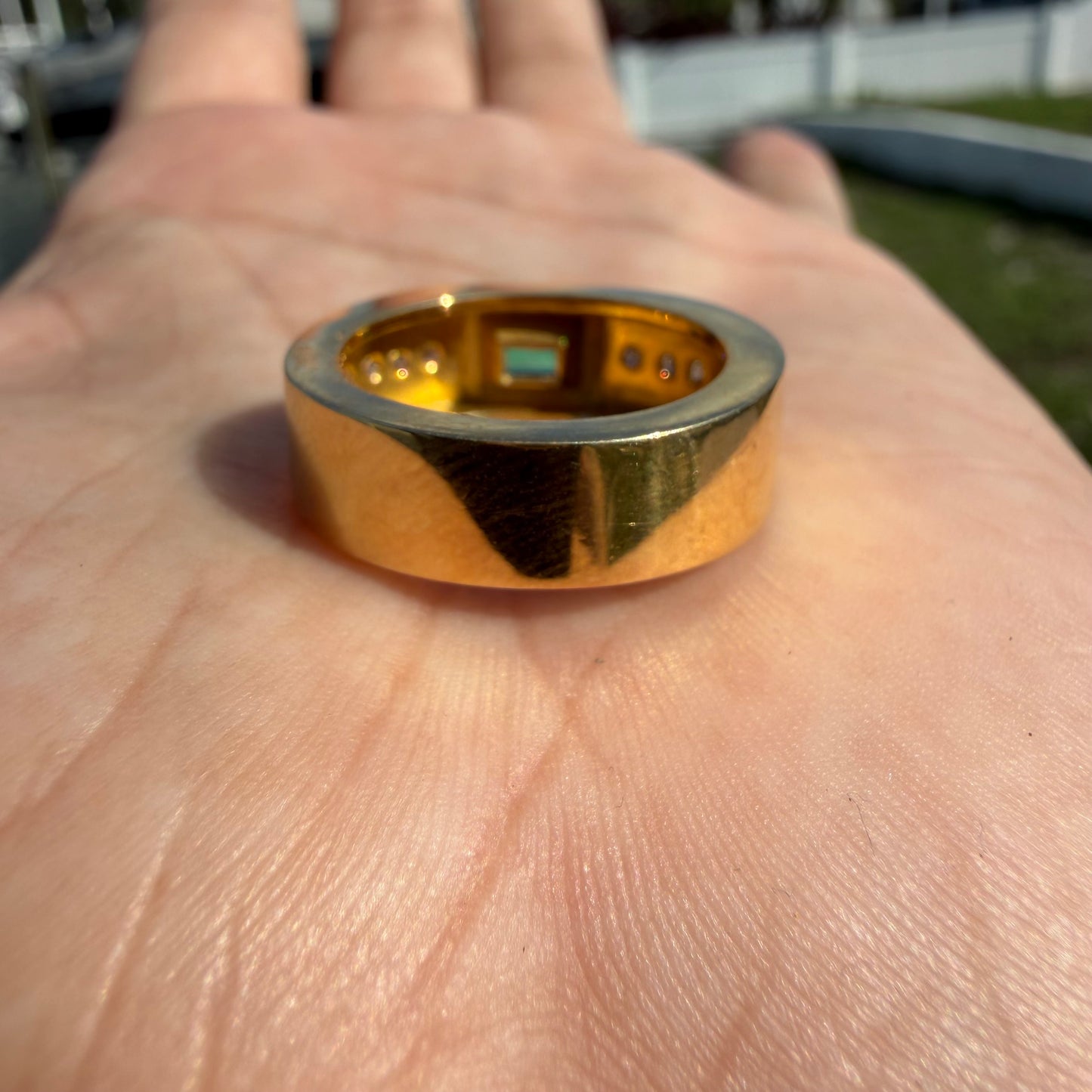 1980’s New Old Stock Solid 18k Yellow Gold 1.0ctw Natural Columbian Emerald and VS Diamond Ring (7)