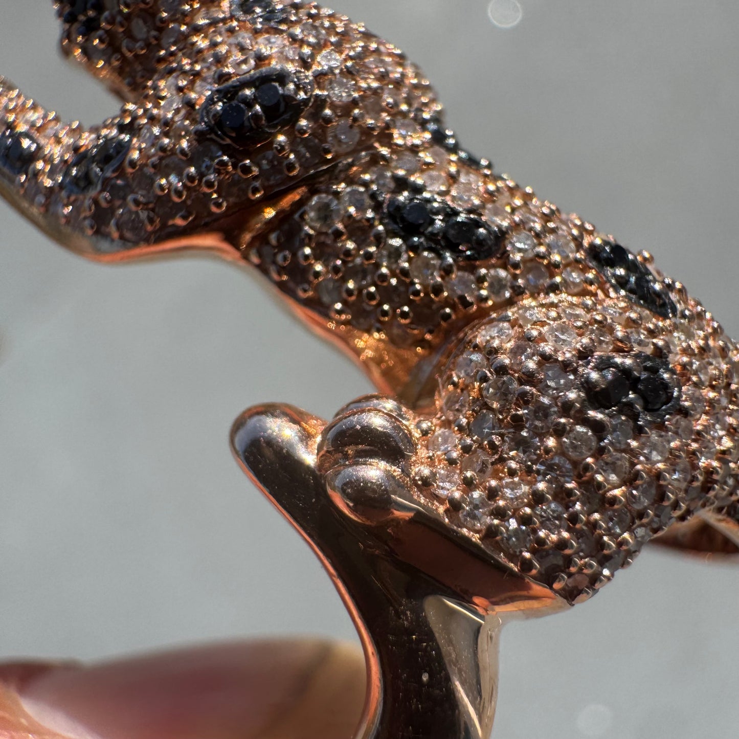 Effy Solid 14k Rose Gold 1.52ctw Natural Diamond And Emerald Stalking Panther Ring (7.25)