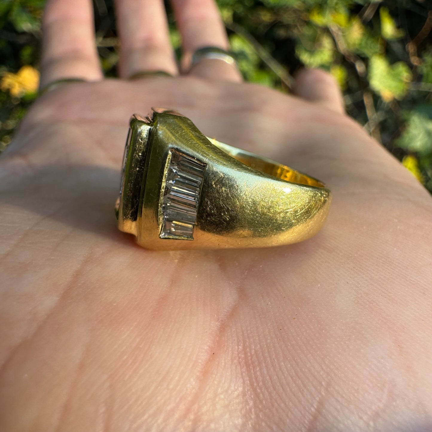 Vintage Solid 18k Yellow Gold 2.5ctw Invisible Set Natural Diamond Signet Ring (6.75)