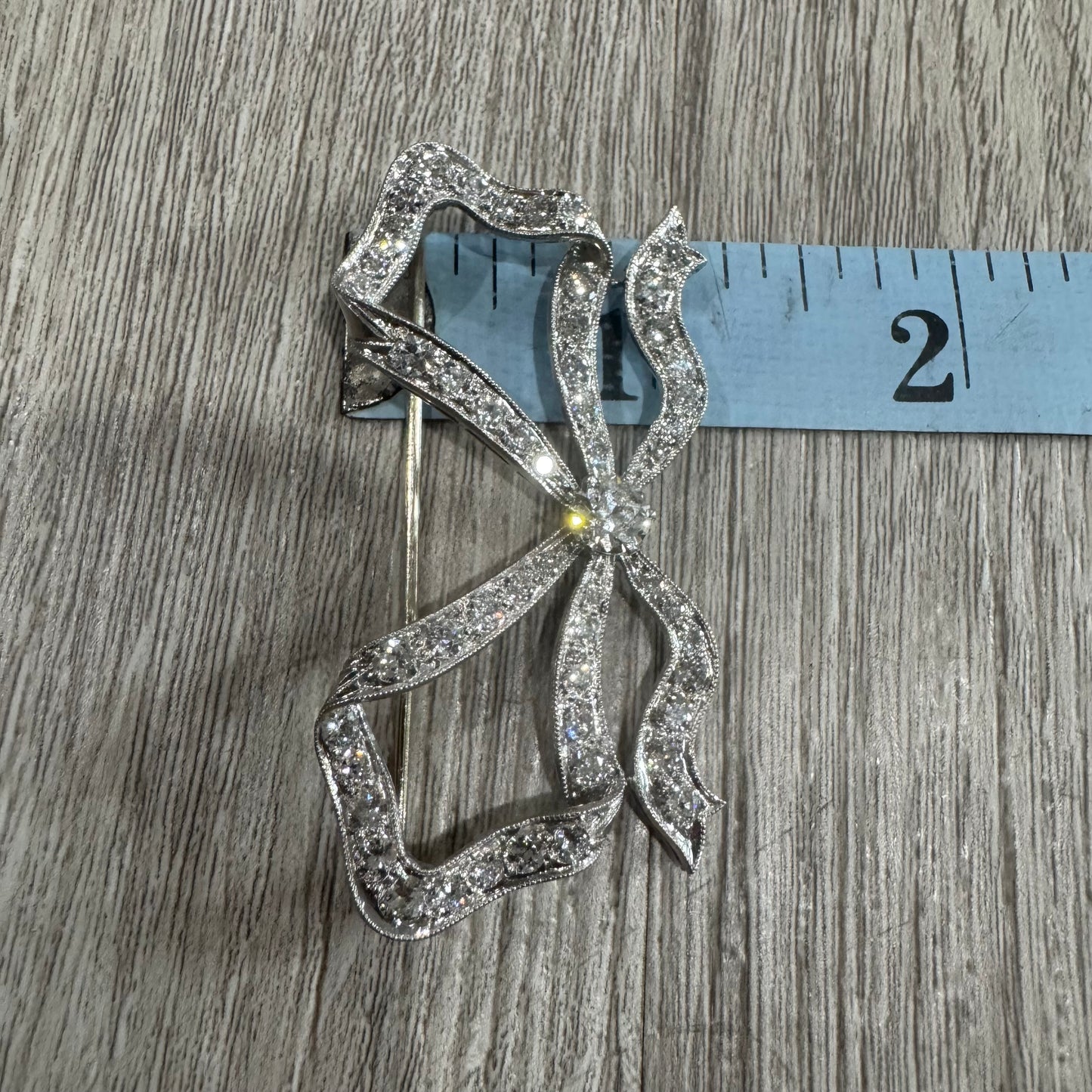 Art Nouveau Solid Platinum 5.25ctw Natural Old Euro Cut Diamond Bow Brooch