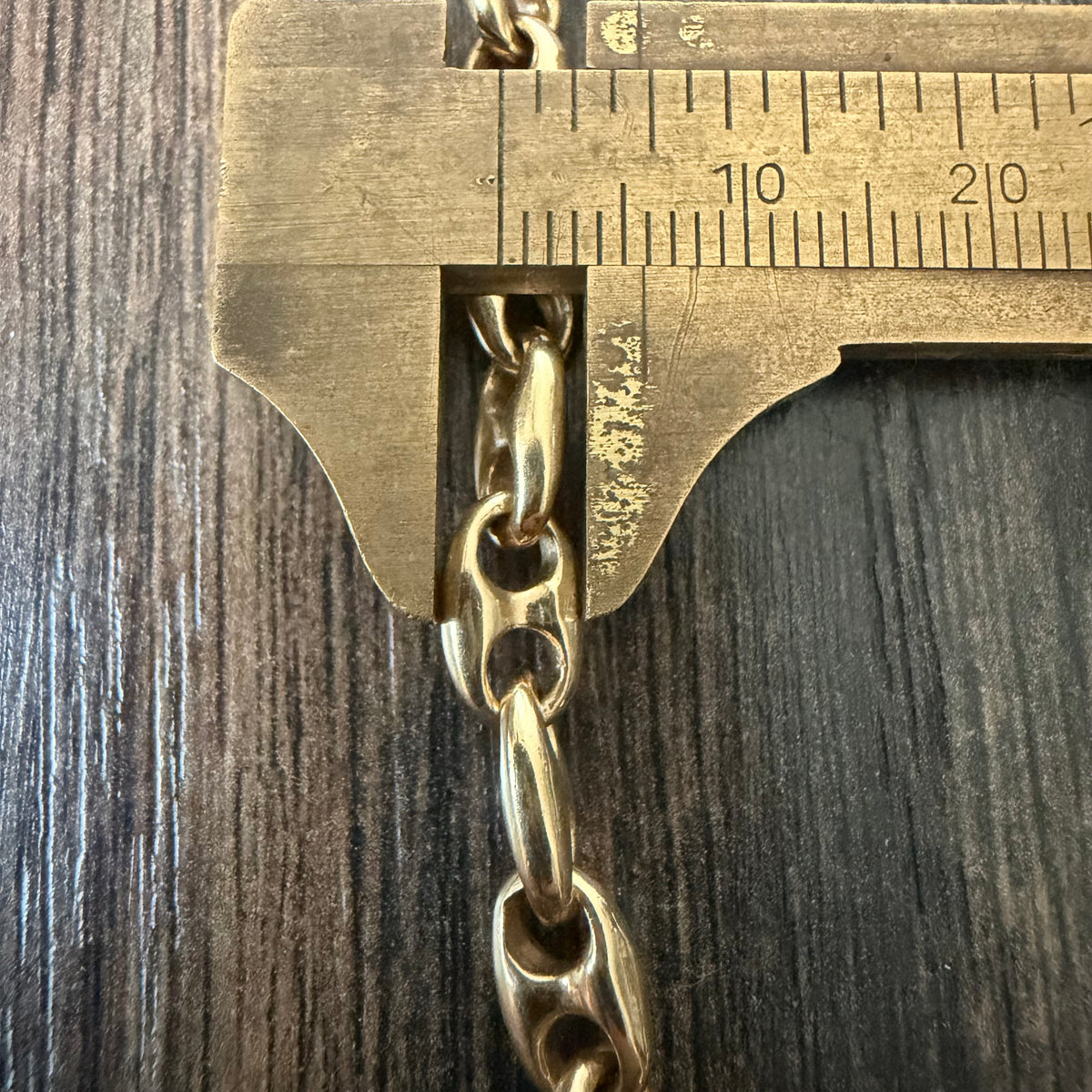 Vintage Solid 14k Yellow Gold Heavyweight Chaine D’ Ancre Puffed Mariner Link Bracelet (7.75”)