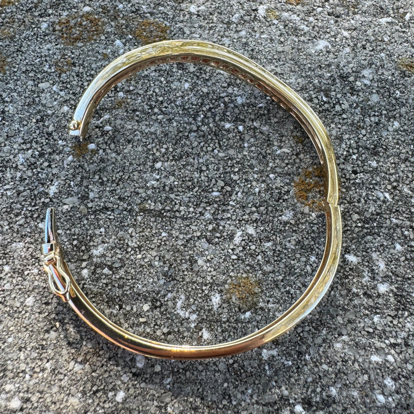 Vintage Solid 14k Yellow Gold Natural Diamond And Ruby Bangle Bracelet